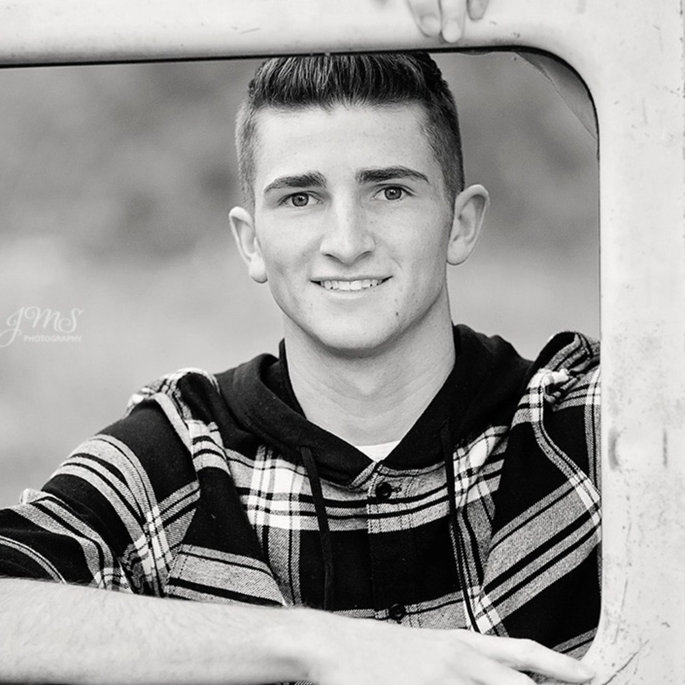 Meet your Posher, Cole